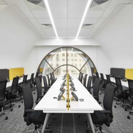 Вид переговорной комнаты